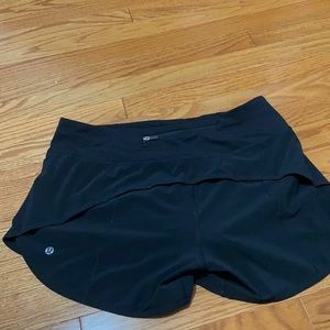 black lululemon speed up shorts